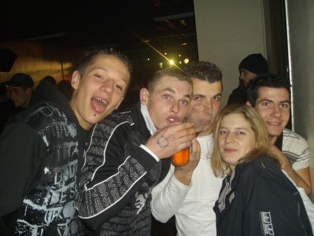 Soir�e du 22 Novembre 2008...., Florian, Maxou, Arnaud, Emilie & Vince.....!!!!